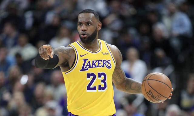 关于詹姆斯新星刷新纪录表现突出，美国队前途光明！的信息