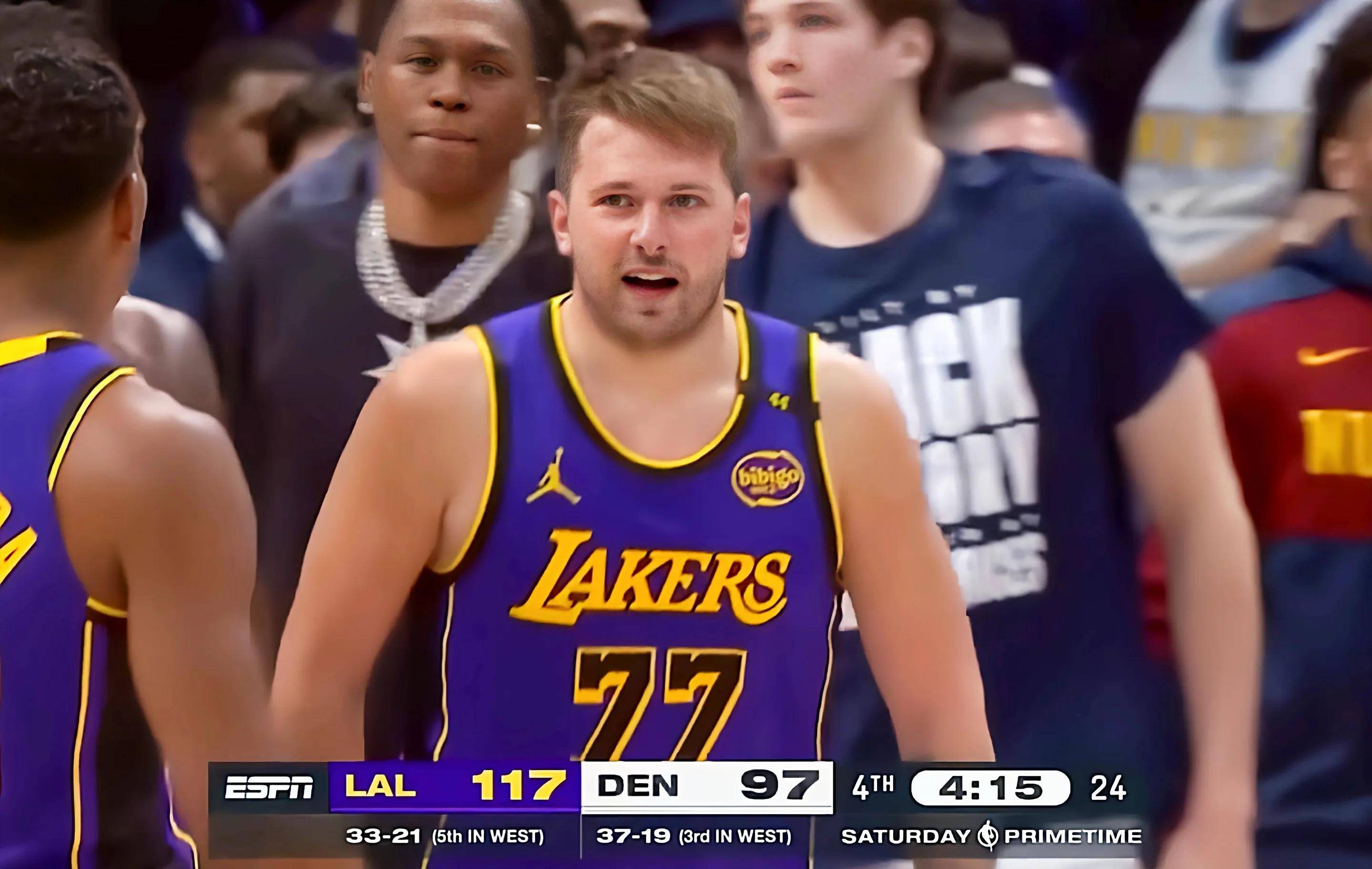 开云-东契奇意外战胜SKT，出色发挥引爆全场！-开云