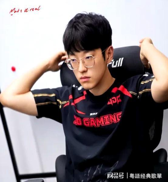 Scout遭遇十五持续失利,C9教练压力巨大!气势如虹延续 Scout遭遇十五持续失利,C9教练压力巨大!气势如虹延续